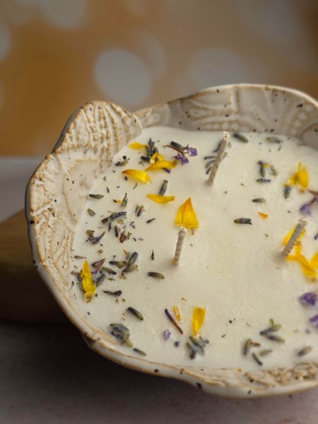 Świeca sojowa w ceramicznej czarce - Lawenda